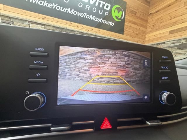 Used 2023 Hyundai Elantra SEL w/ Preferred Accessory Package FWD image 24