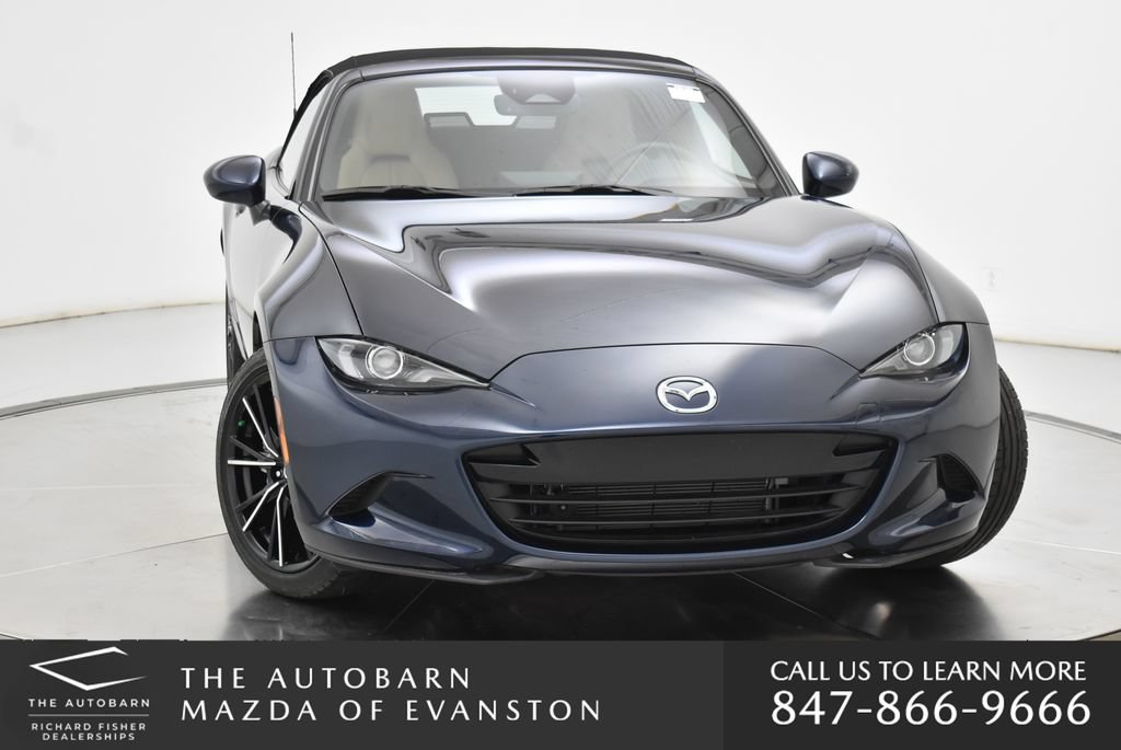 Used 2025 MAZDA MX-5 Miata Grand Touring RWD image 4