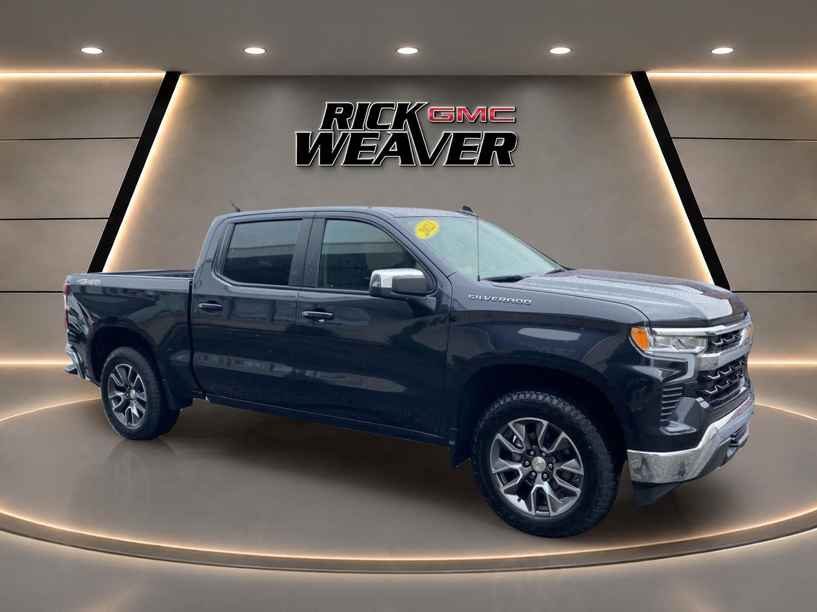 Used 2023 Chevrolet Silverado 1500 LT AWD/4WD image 14