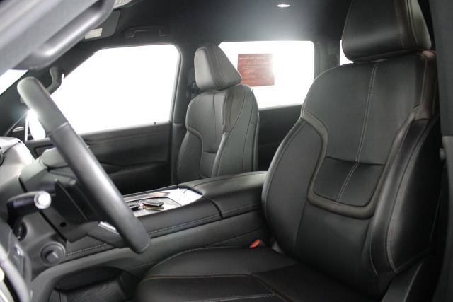 Certified 2025 Nissan Armada SL RWD image 21