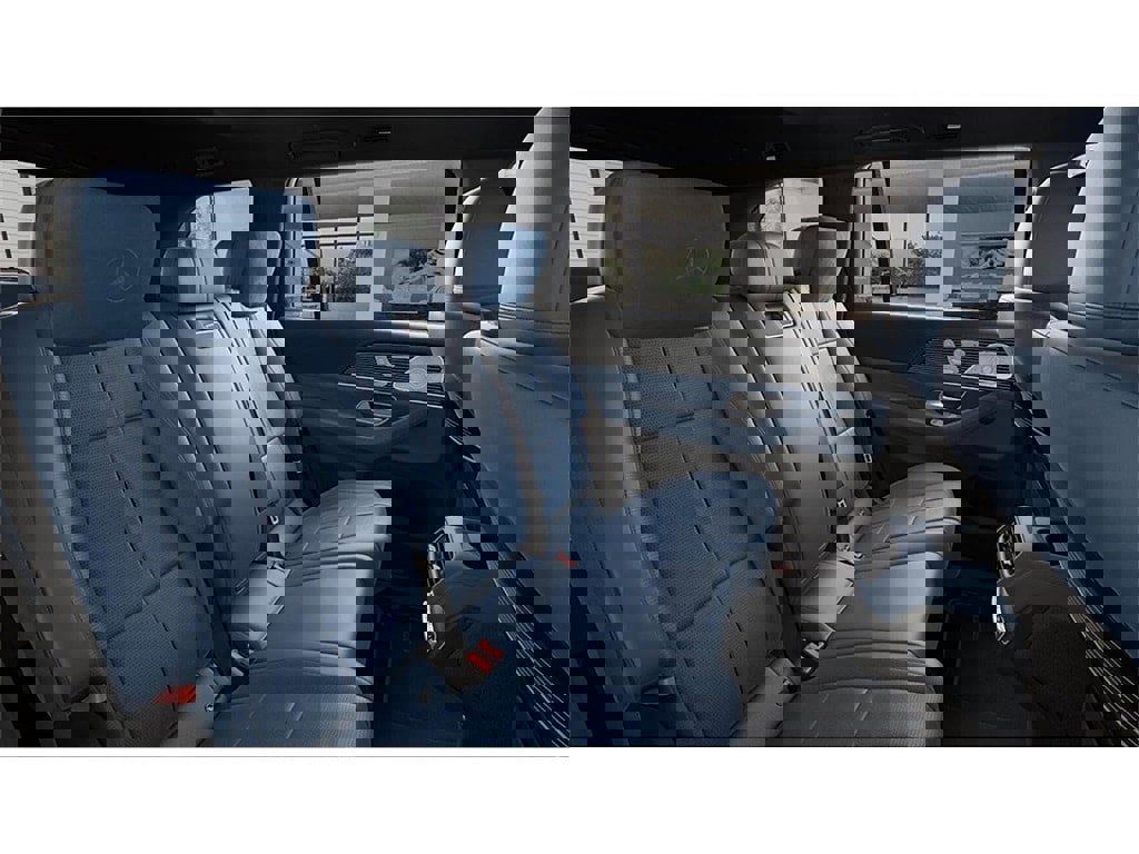 New 2026 Mercedes-Benz GLS 580 4MATIC image 5