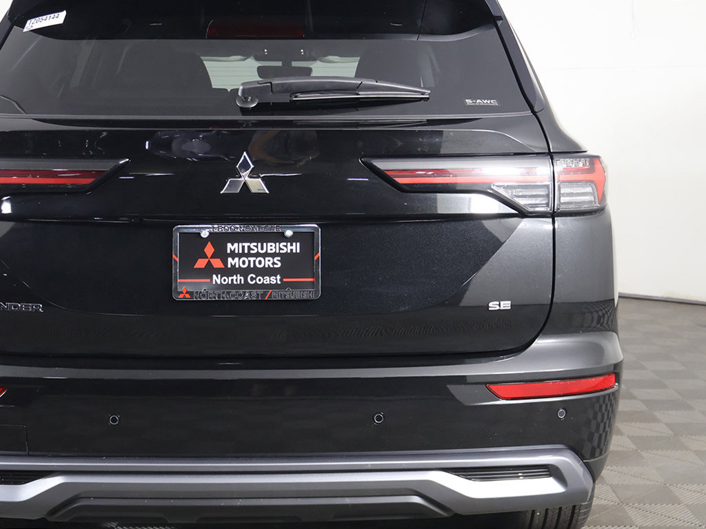 New 2026 Mitsubishi Outlander SE AWD/4WD image 17