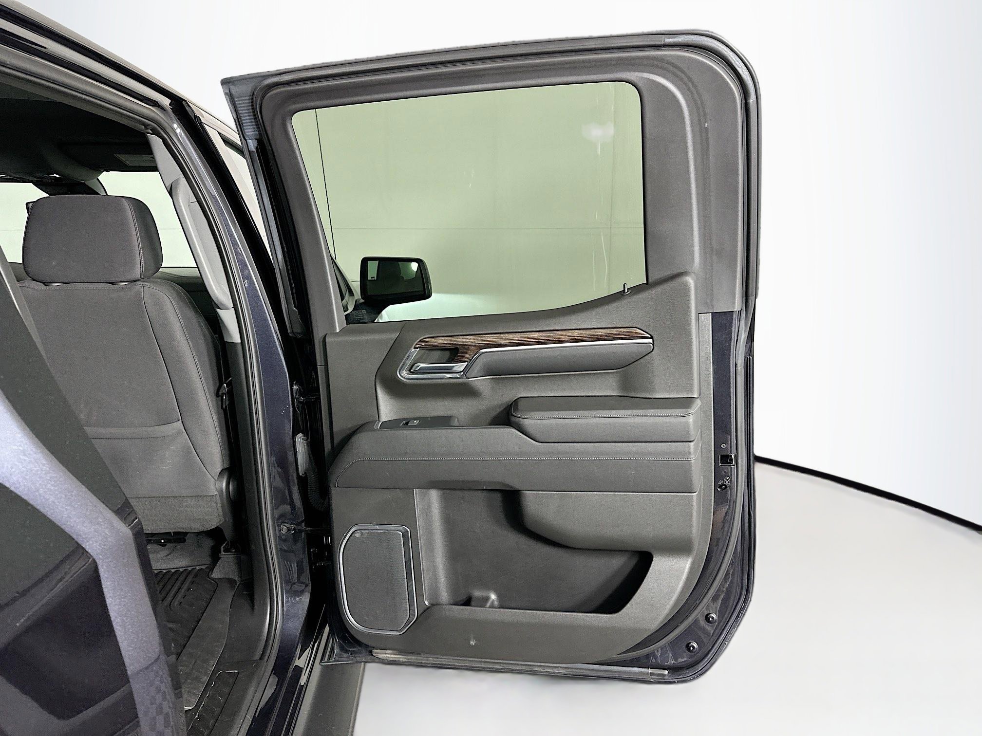 Used 2023 GMC Sierra 1500 Elevation AWD/4WD image 27