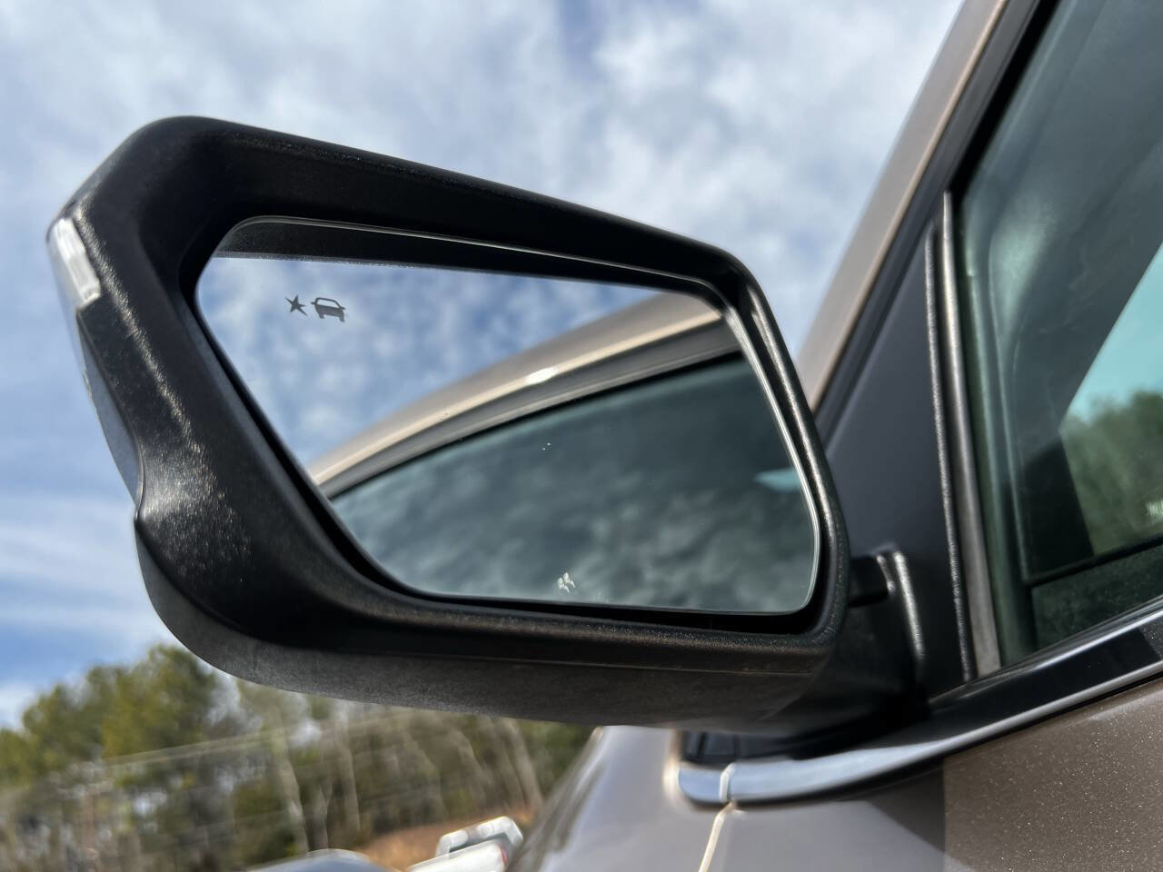 Used 2019 Chevrolet Equinox LT FWD image 11