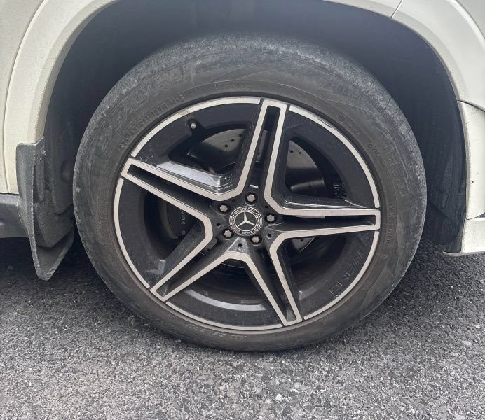Used 2022 Mercedes-Benz GLS 580 4MATIC image 13