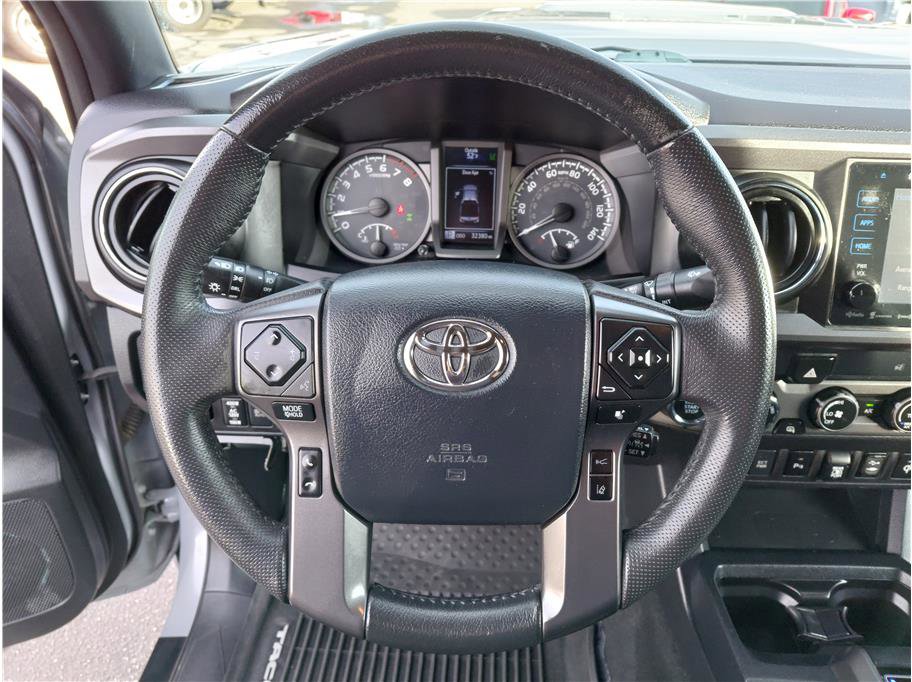 Used 2019 Toyota Tacoma TRD Sport image 5