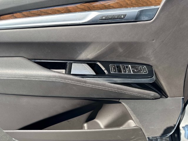 Certified 2025 Cadillac Escalade ESV Sport Platinum AWD/4WD image 19