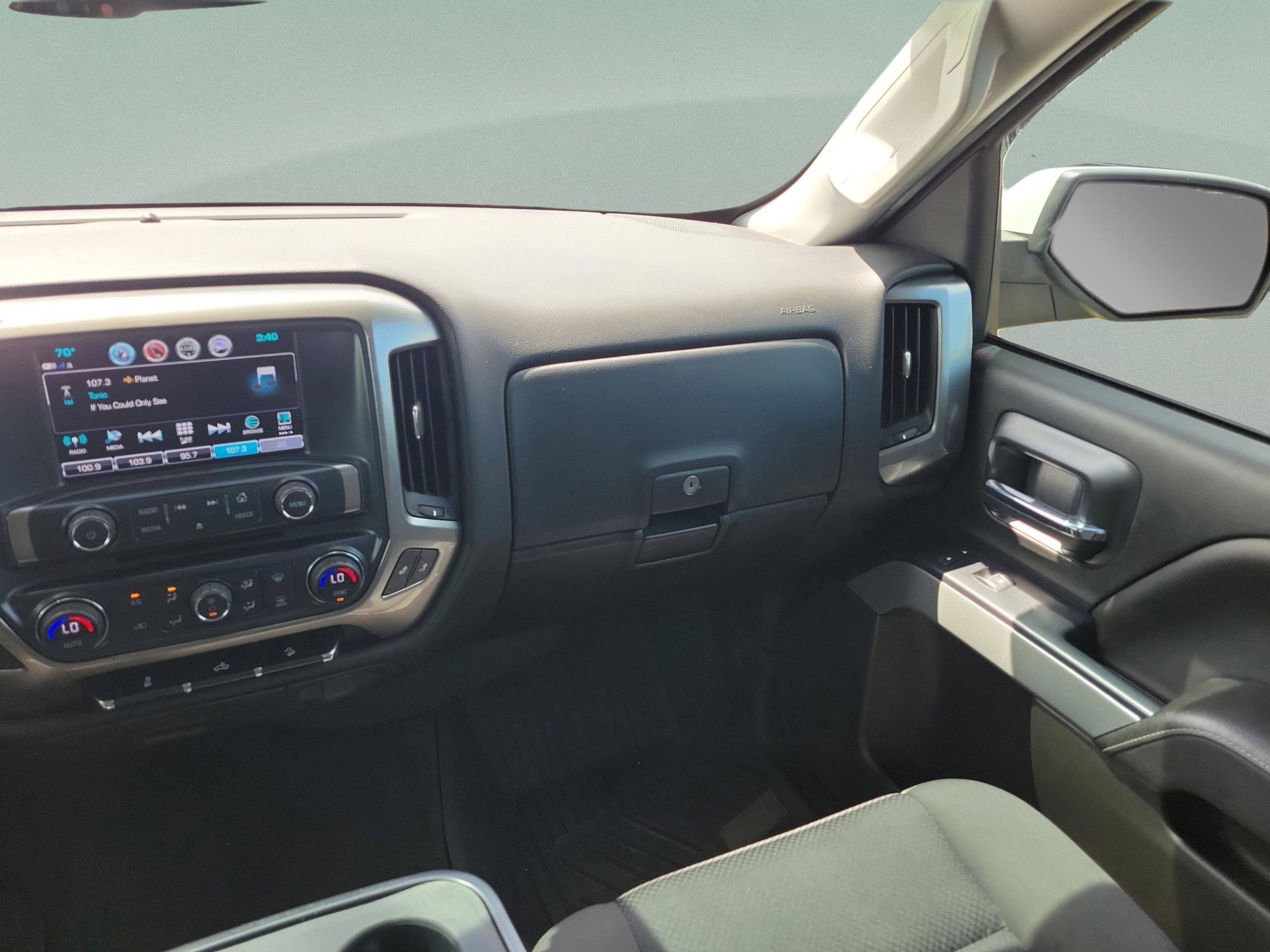 Used 2018 Chevrolet Silverado 1500 LT w/ All Star Edition image 17