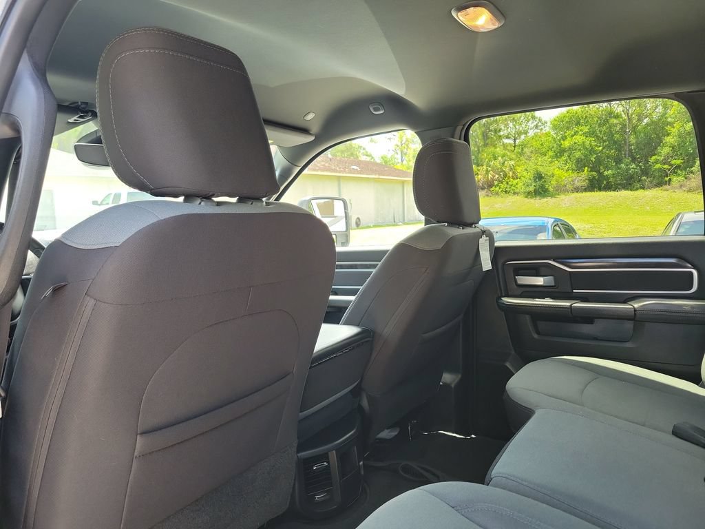 Used 2024 RAM 3500 Big Horn AWD/4WD image 25