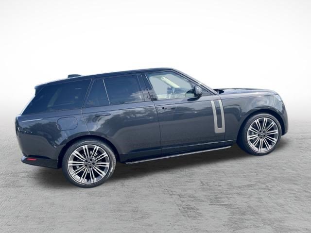 Used 2024 Land Rover Range Rover SE AWD/4WD image 7