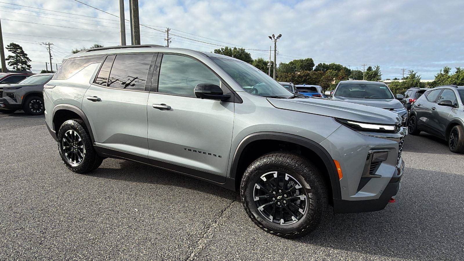 New 2026 Chevrolet Traverse Z71 w/ Enhanced Driving Package AWD/4WD image 6