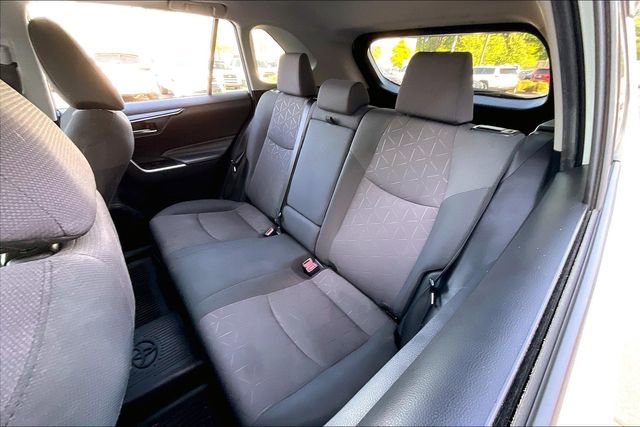 Used 2019 Toyota RAV4 XLE w/ Convenience Package FWD image 26