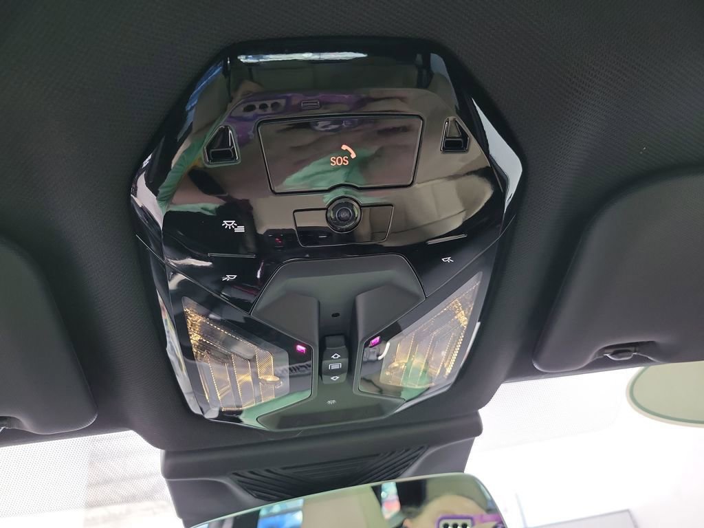 Used 2025 BMW X3 xDrive30i w/ Premium Package image 59