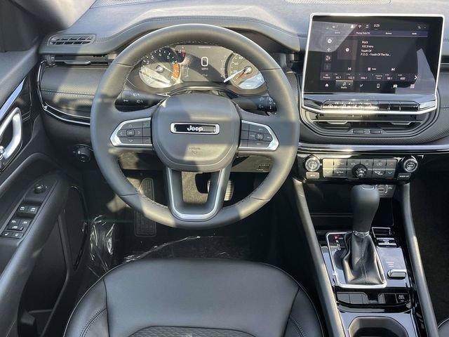 New 2026 Jeep Compass Latitude image 15