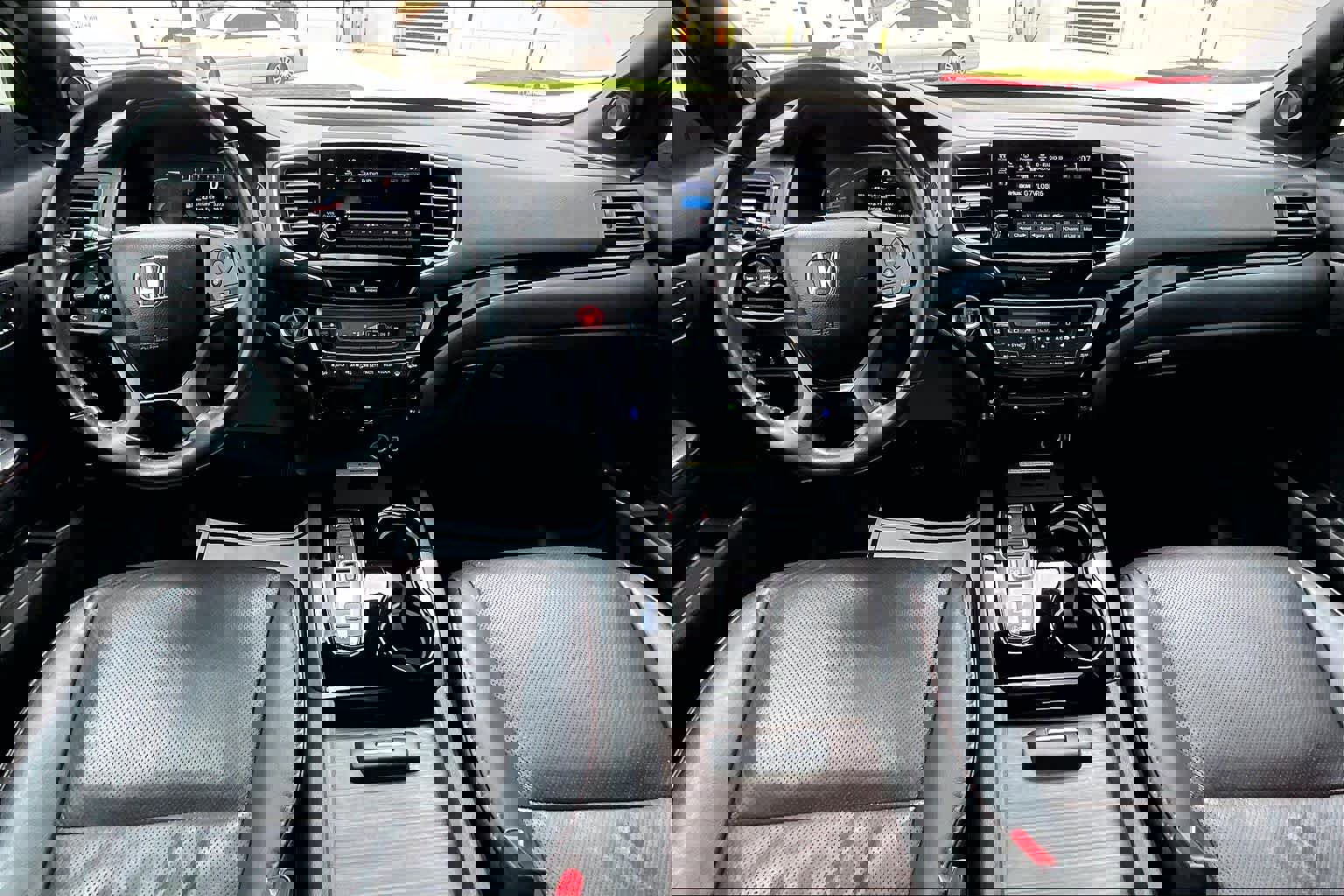 Used 2021 Honda Pilot Black Edition image 14