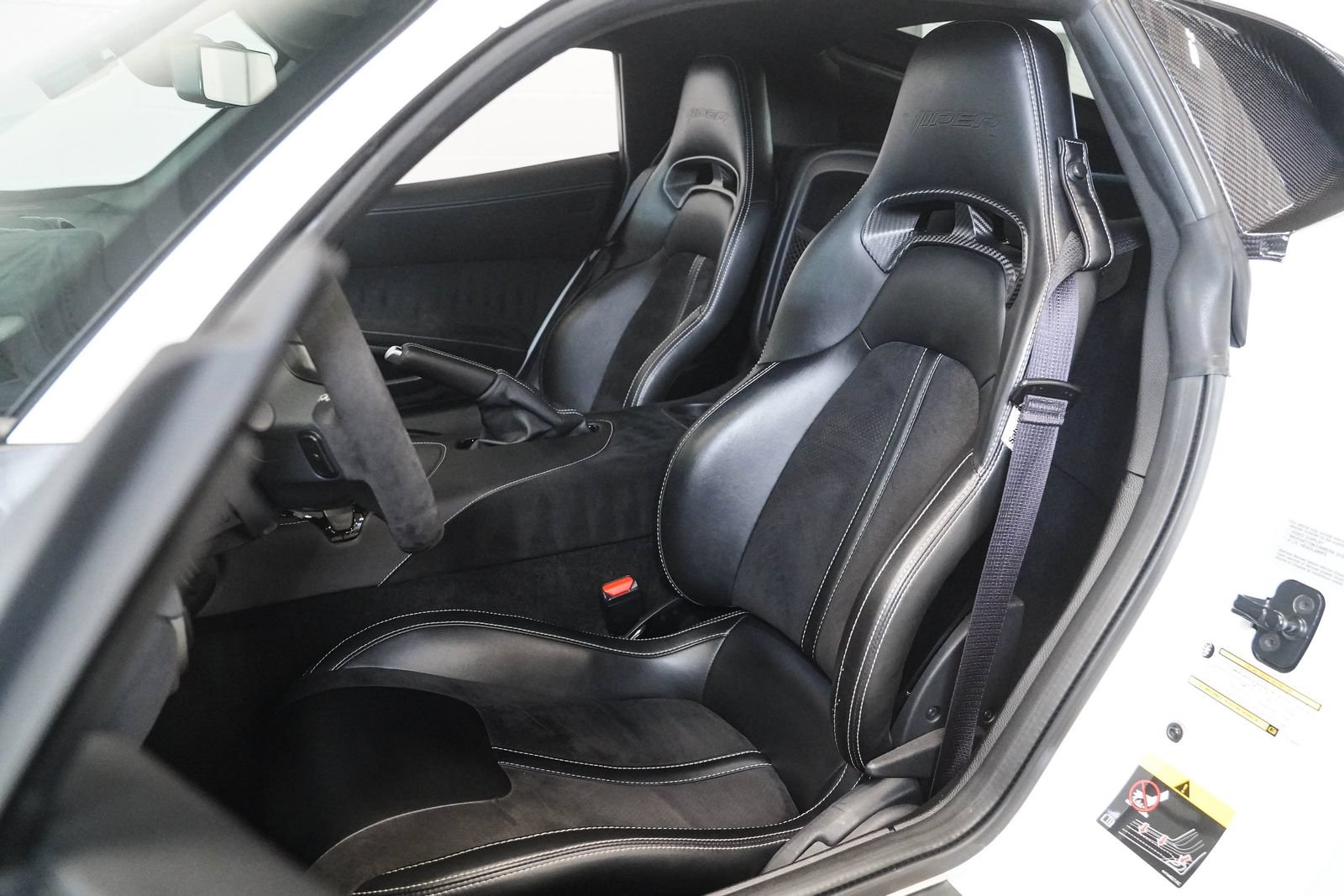 Used 2016 Dodge Viper ACR w/ Extreme Aero Package RWD image 15