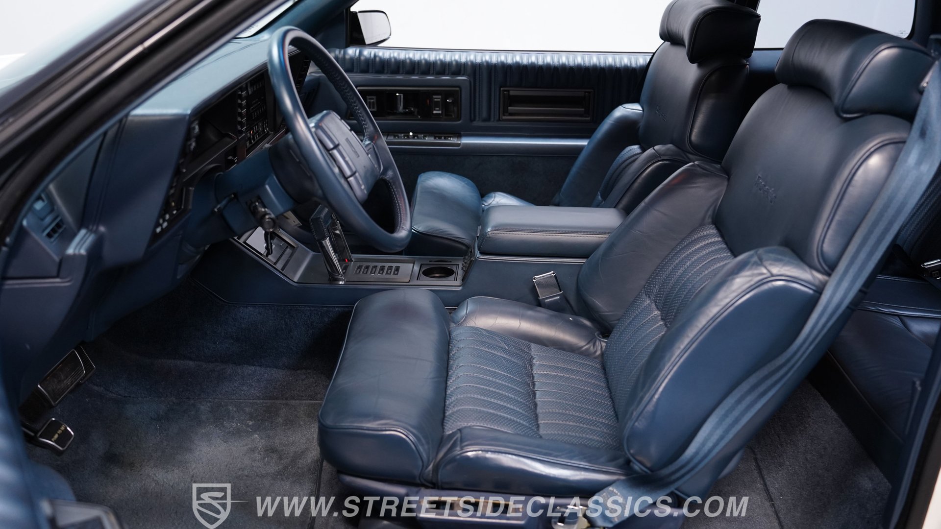 Used 1989 Oldsmobile Toronado Trofeo image 30