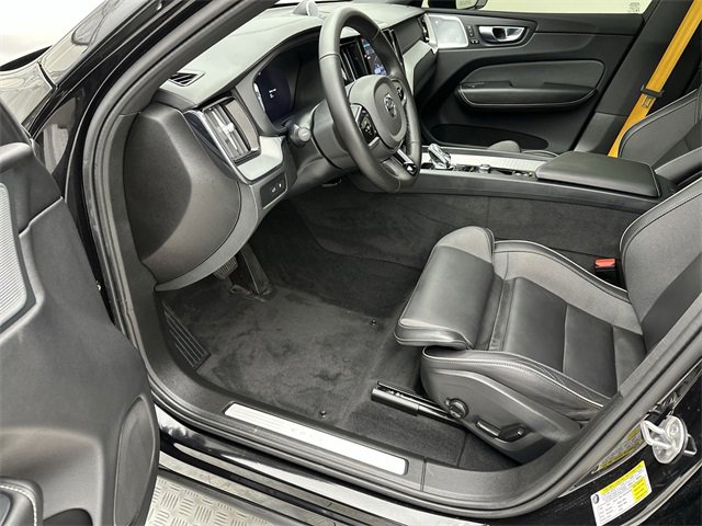 Certified 2024 Volvo XC60 T8 Polestar w/ Protection Package Premier image 11