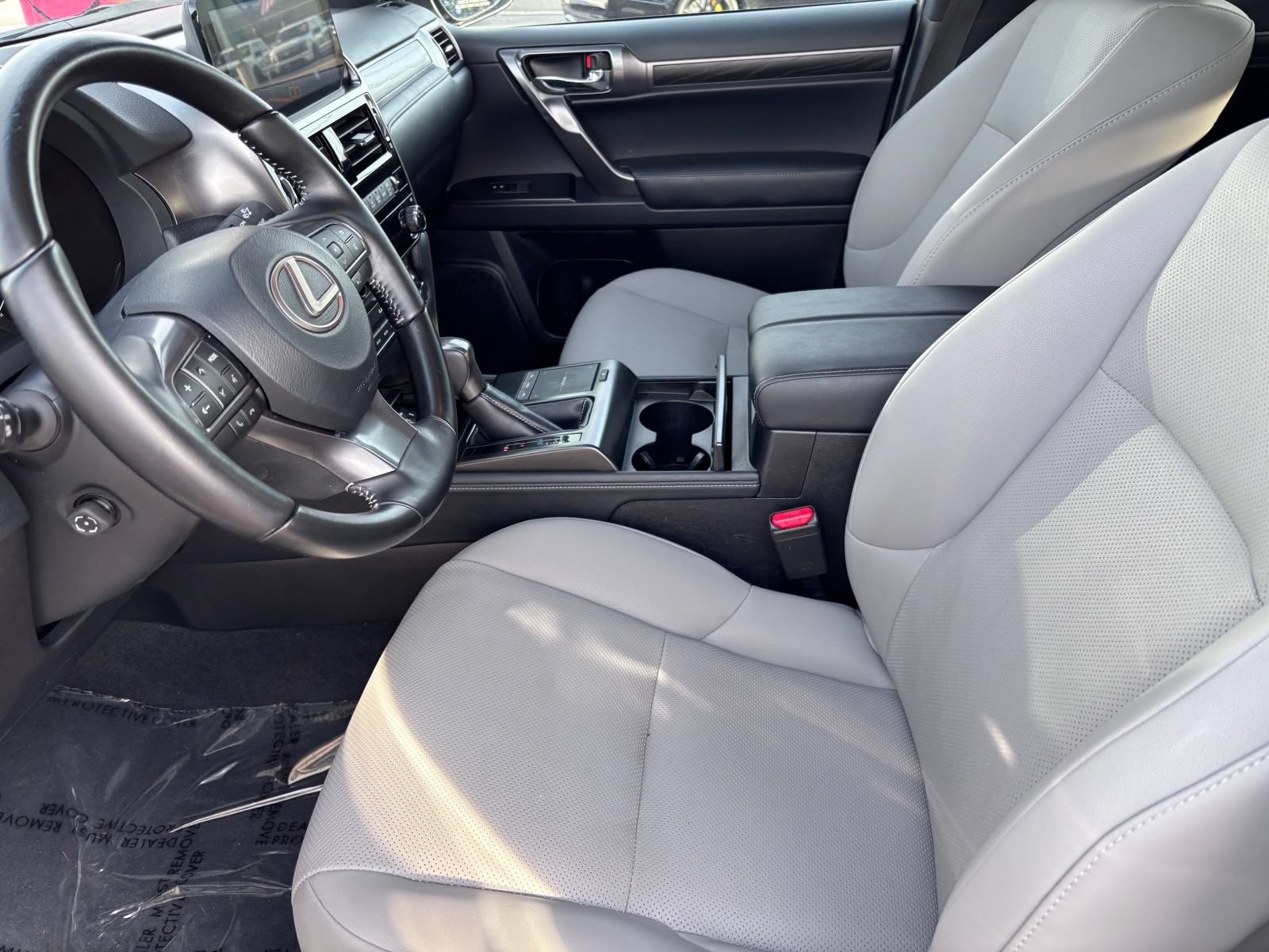 Used 2023 Lexus GX 460 w/ Black Line Special Edition AWD/4WD image 15