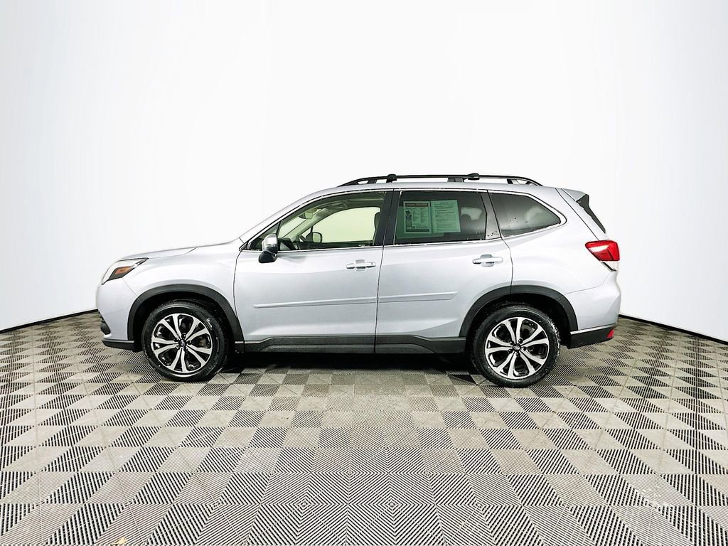 Used 2023 Subaru Forester Limited image 6