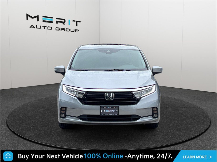 Used 2023 Honda Odyssey Elite image 3