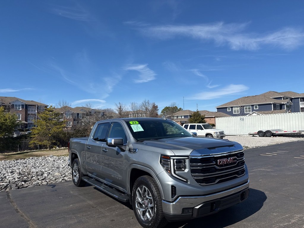 Used 2023 GMC Sierra 1500 SLT w/ SLT Premium Package image 7