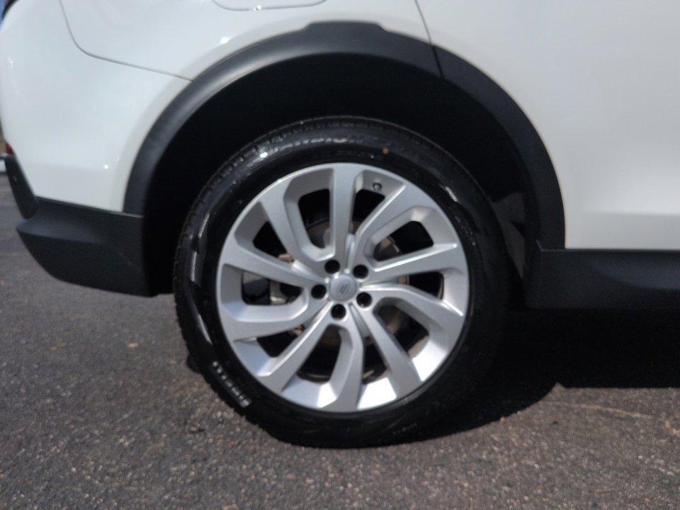 Used 2020 Land Rover Discovery Sport S image 21