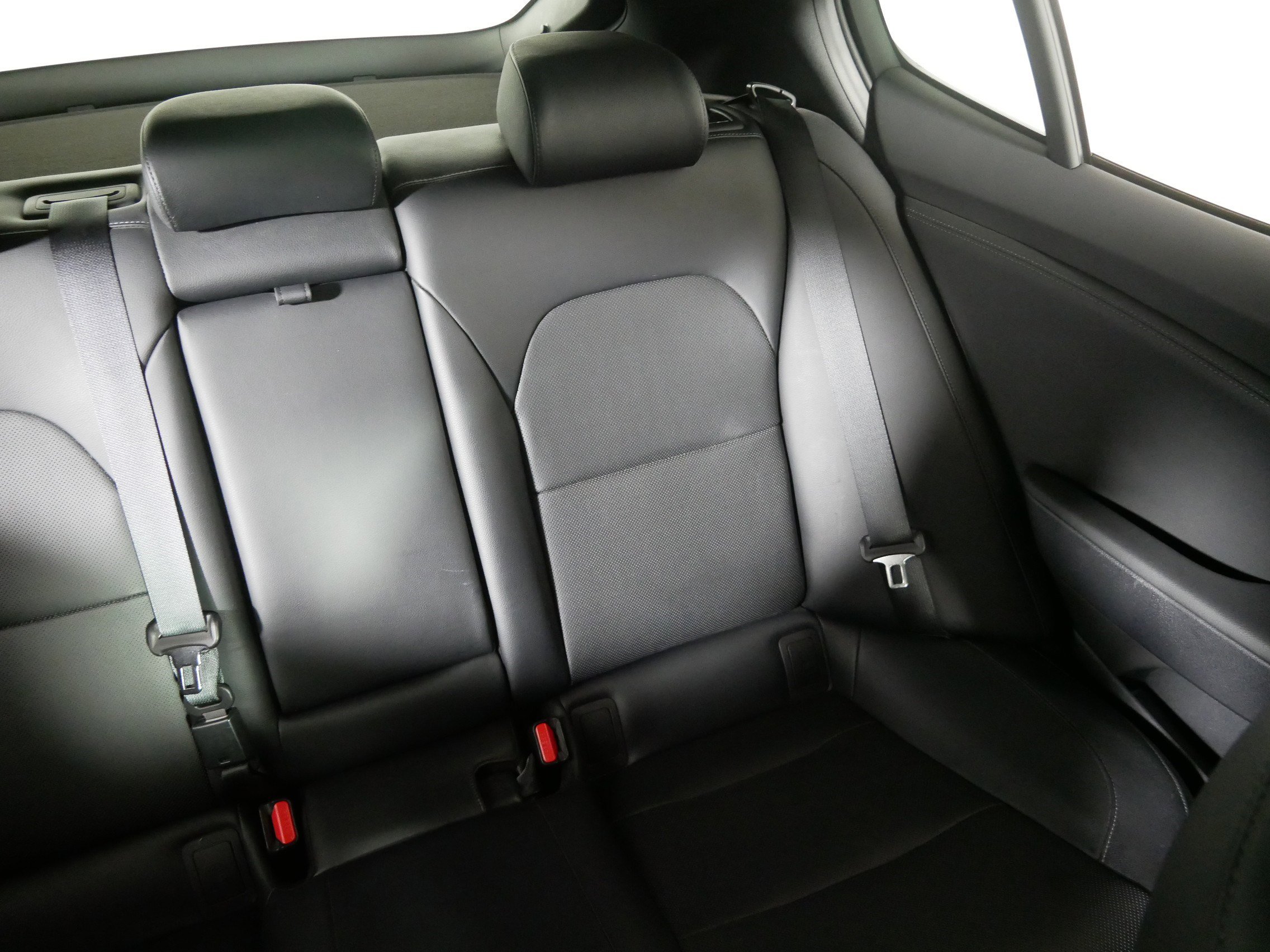 Used 2020 Kia Stinger GT-Line w/ Sun & Sound Package image 14