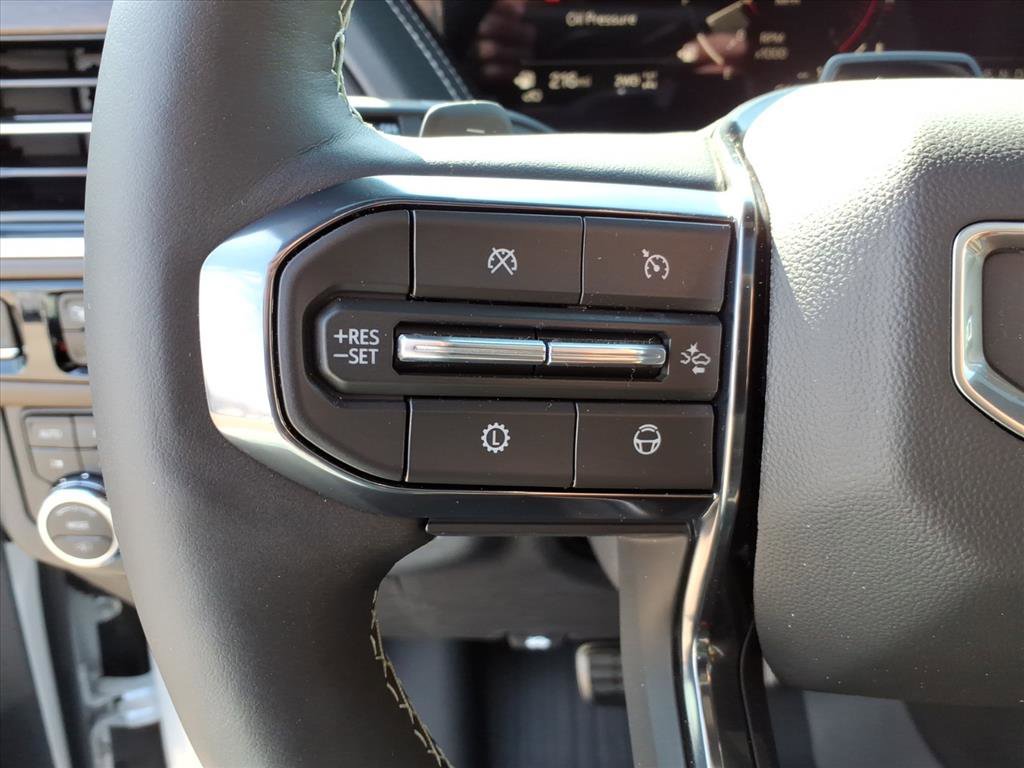 Used 2025 GMC Yukon Denali Ultimate w/ LPO, Floor Liner Package image 19