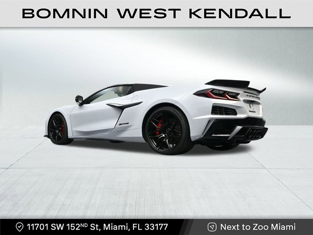Used 2023 Chevrolet Corvette Z06 w/ Stealth Interior Trim Package image 22
