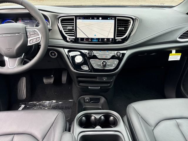 New 2027 Chrysler Pacifica Select FWD image 11