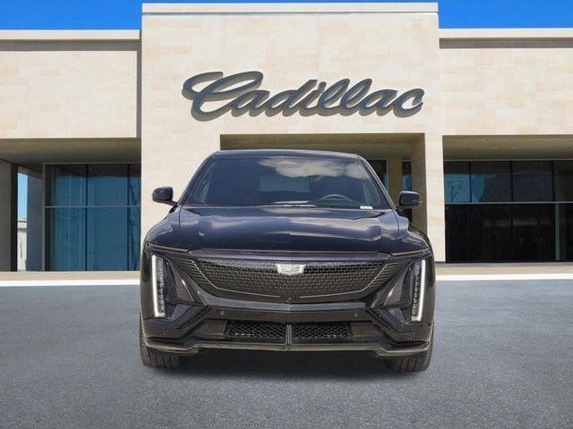 New 2026 Cadillac Lyriq V w/ LPO, Floor Liner Package AWD/4WD image 7