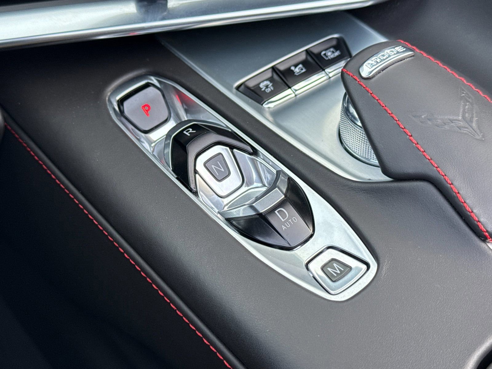 Used 2021 Chevrolet Corvette Stingray Premium Conv w/ 3LT image 21