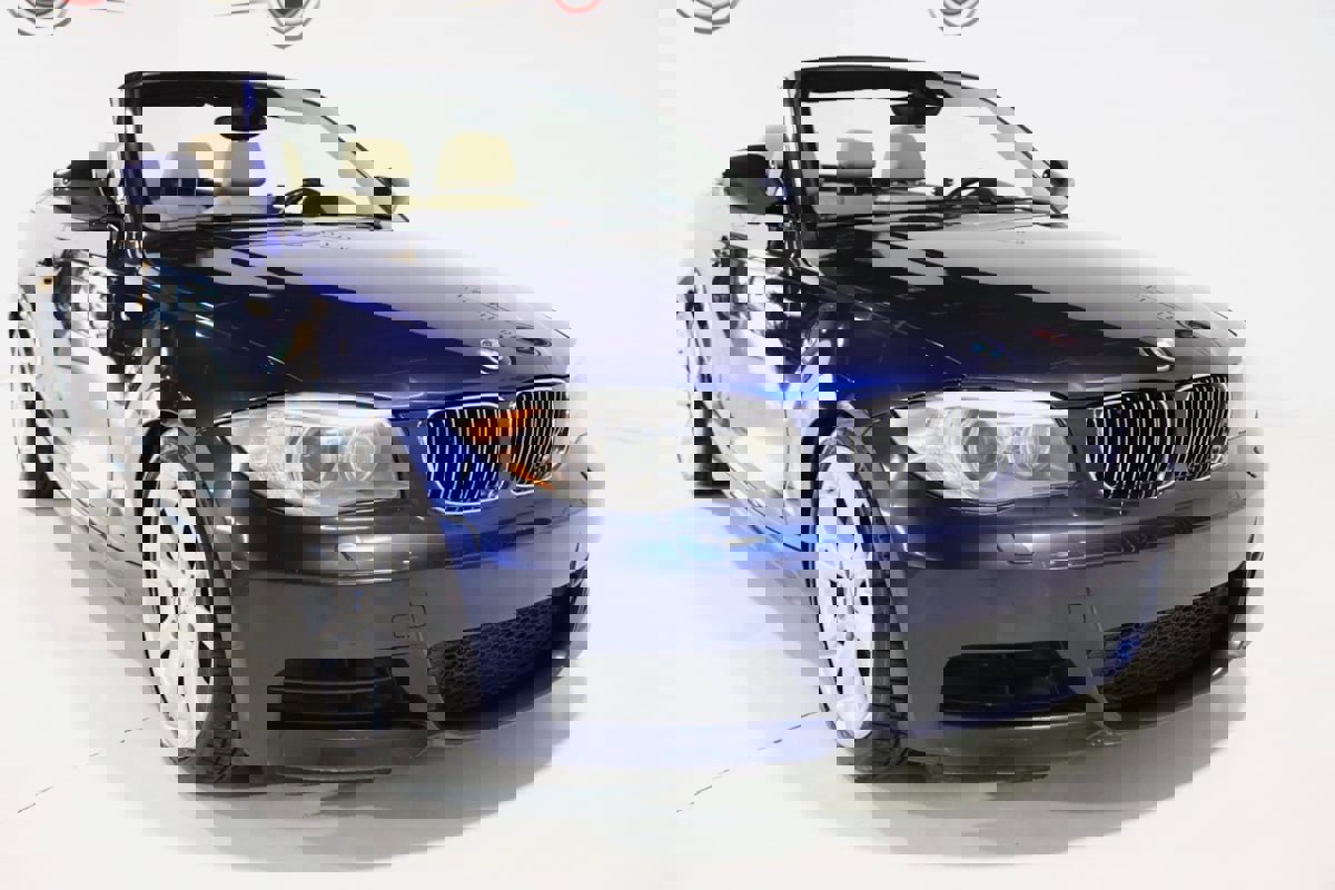 Used 2012 BMW 135i Convertible image 22