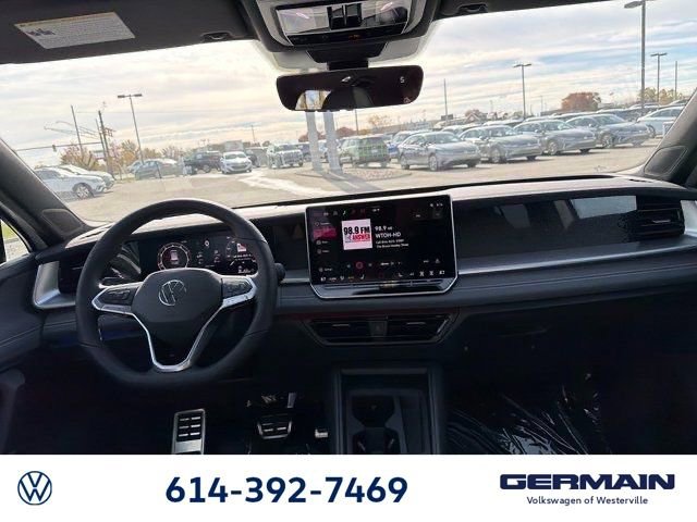 New 2026 Volkswagen Tiguan SE R-Line image 19