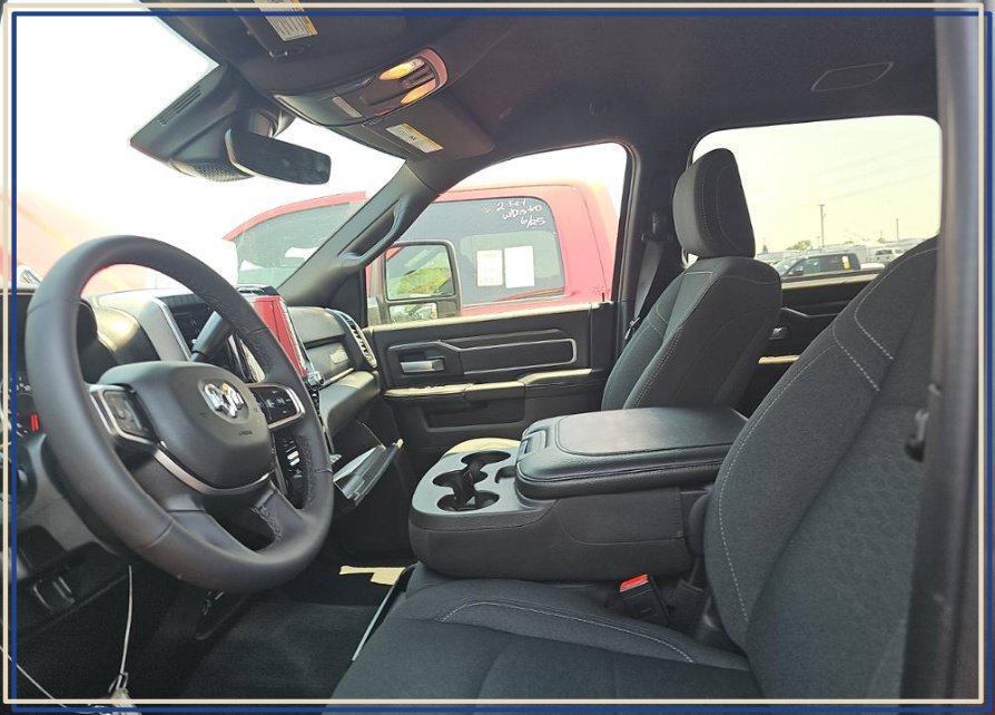 Used 2026 RAM 2500 Big Horn AWD/4WD image 2