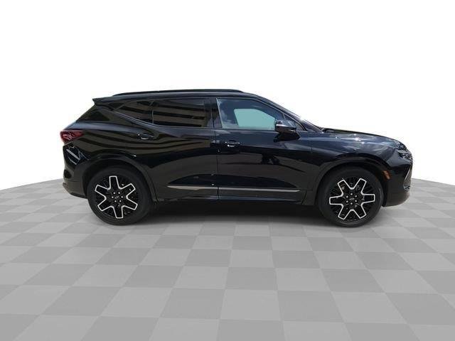 Used 2023 Chevrolet Blazer RS w/ Driver Confidence II Package AWD/4WD image 9