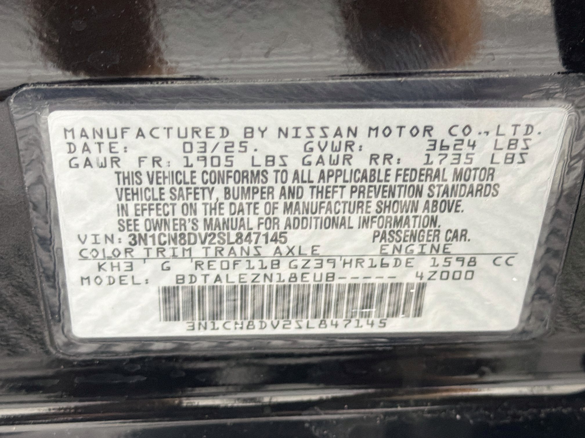 Used 2025 Nissan Versa S w/ Trunk Package FWD image 12