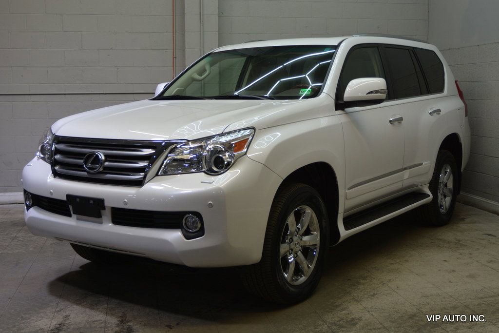 Used 2011 Lexus GX 460 Premium image 2