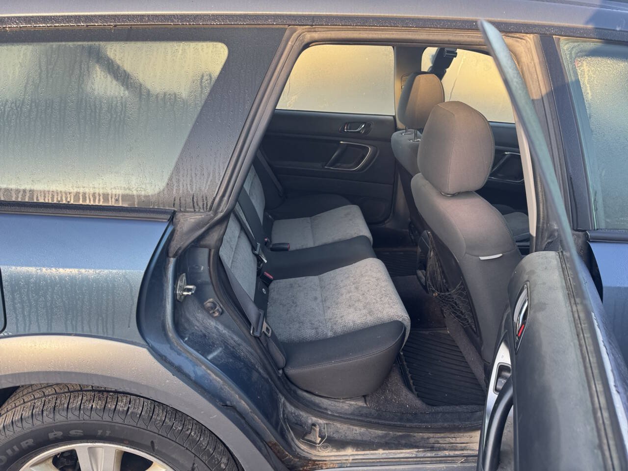Used 2005 Subaru Outback 2.5i AWD/4WD image 25