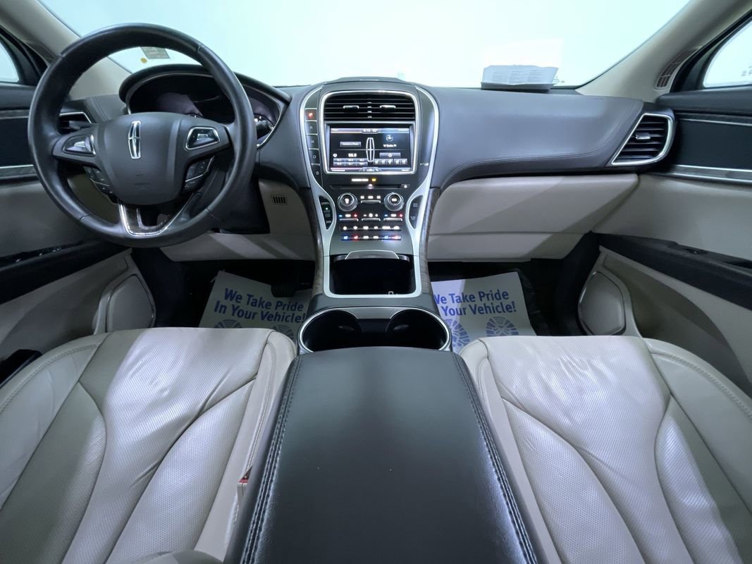 Used 2016 Lincoln MKX Reserve image 18