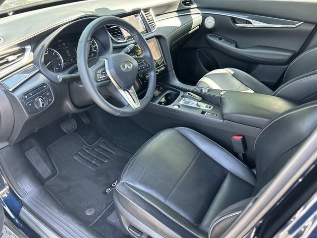 Used 2025 INFINITI QX50 Sport w/ Cargo Package AWD/4WD image 16