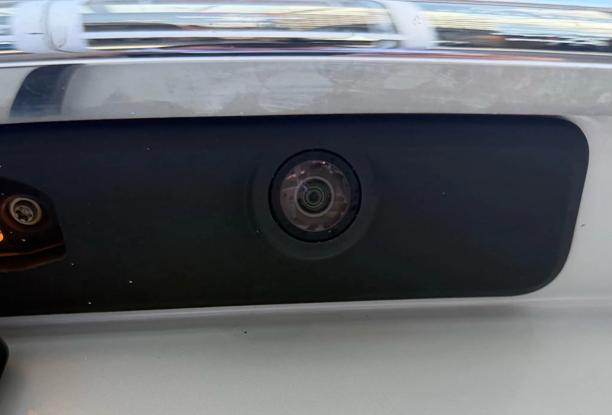 Used 2017 Volvo XC60 T6 Dynamic w/ Preferred Option Package image 48