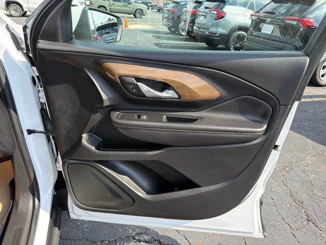 Certified 2019 GMC Terrain SLE w/ LPO, Floor Liner Package AWD/4WD image 18