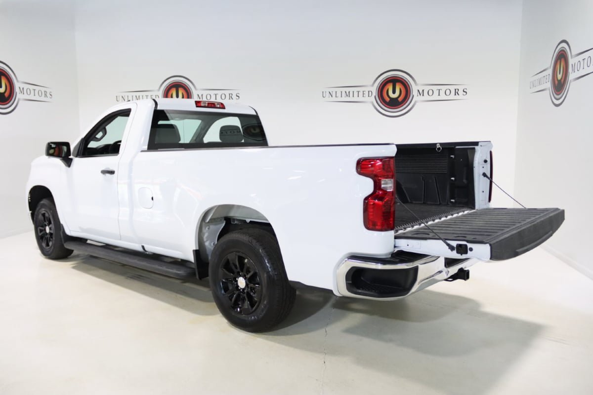 Used 2025 Chevrolet Silverado 1500 W/T RWD image 29