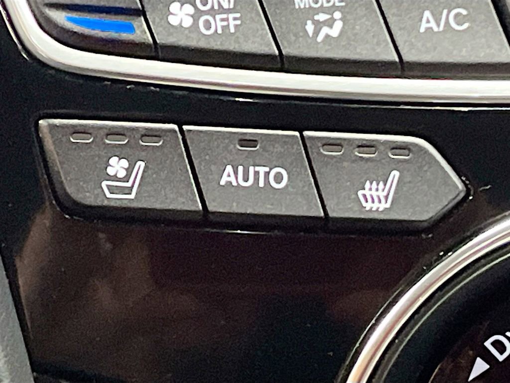 Used 2025 Acura RDX SH-AWD w/ Advance Package image 21