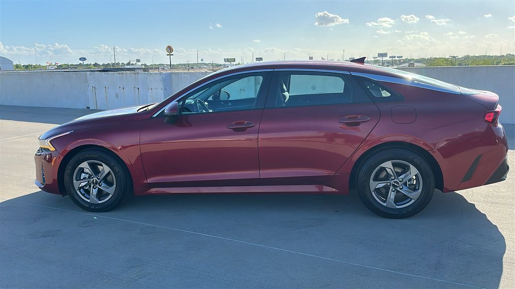 Used 2023 Kia K5 LXS image 9