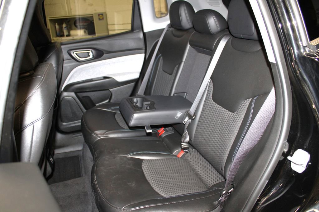 Used 2022 Jeep Compass Latitude image 26