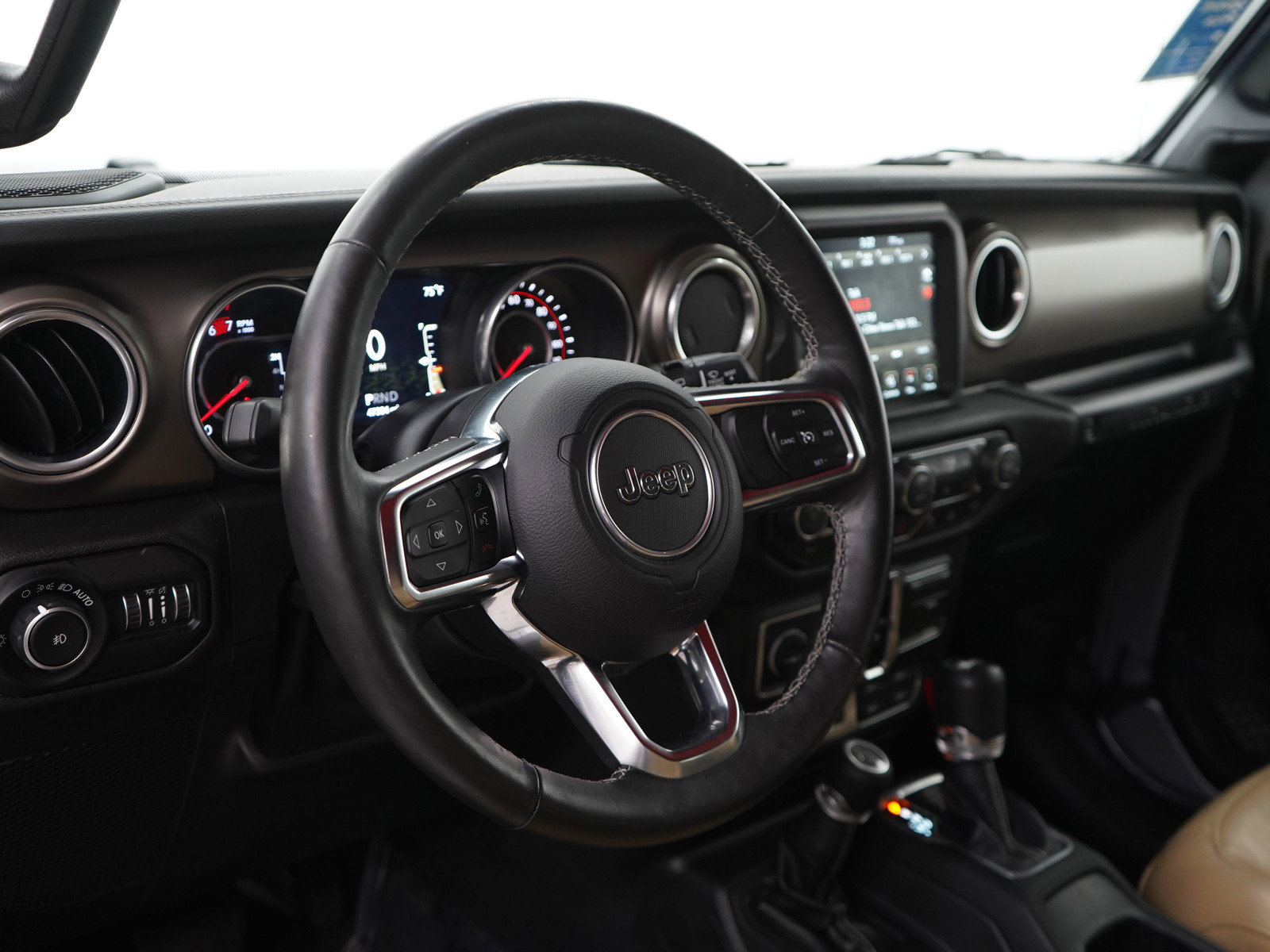 Used 2018 Jeep Wrangler Unlimited Rubicon image 19