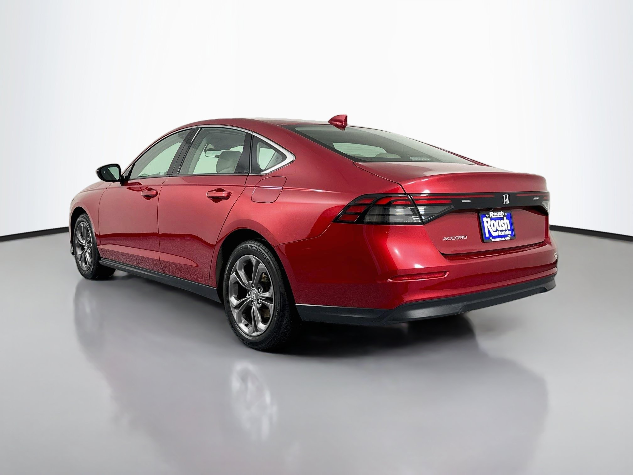 Certified 2024 Honda Accord EX image 7